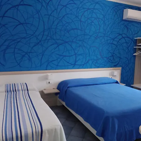 Alojamento de Acomodação e Pequeno-almoço Delfino Blu Torre Vado