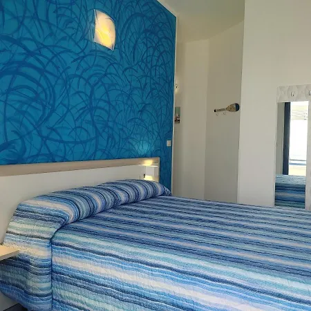 Delfino Blu 3*